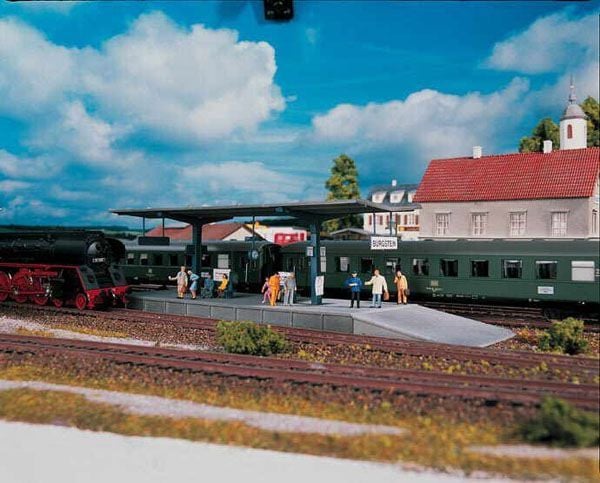 PIKO 61821, HO (1:87), 14 år, Flerfarget