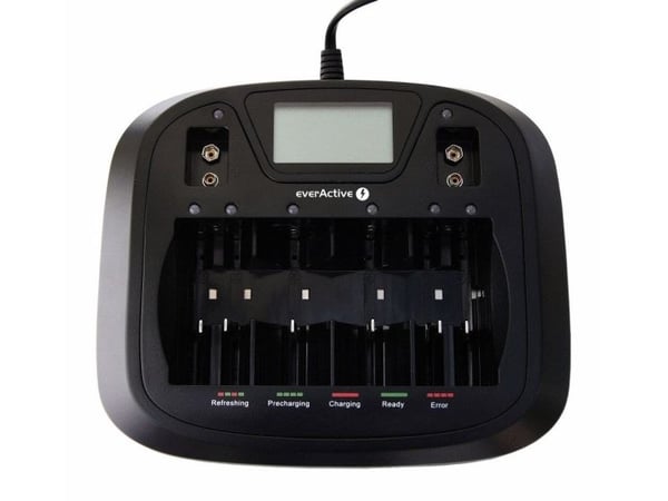 EverActive NC-900U universaali Ni-MH-akkulaturi