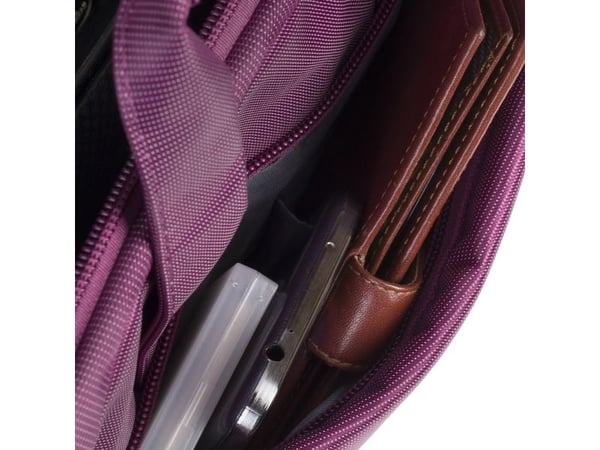 Riva Case 82 series 8211 - Notebookbæreveske - 10.1" - purpur