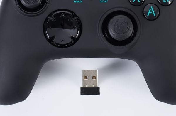 Nacon PC Gaming Wireless-Controller GC-200WL (Schwarz, kabellos, Asymmetrisch, USB-Dongle)