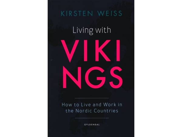 Living with Vikings | Kirsten Weiss | Språk: Engelska