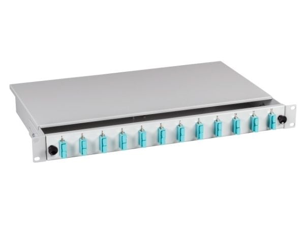 EFB-Elektronik Splice box SC 50/125µ OM3 jatkettava 12 pylvästä/6 liitintä Valmistaja: EFB Elektronik (B71203.12OM3)