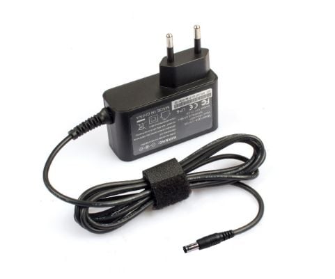 CoreParts - Strömadapter - AC 100-240 V - 12 Watt