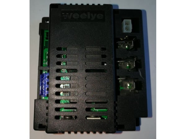 RC 2.4G Kontrolbox til MegaBuggy 4x4 12v m/4x45W (Rødt 7-bensstik)