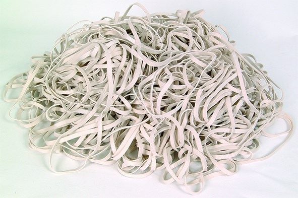 Kuminauhat, 120 x 5 mm, valkoinen, 500 g:n pakkaus Kuminauhat, 120 x 5 mm, valkoinen, 500 g:n pakkaus