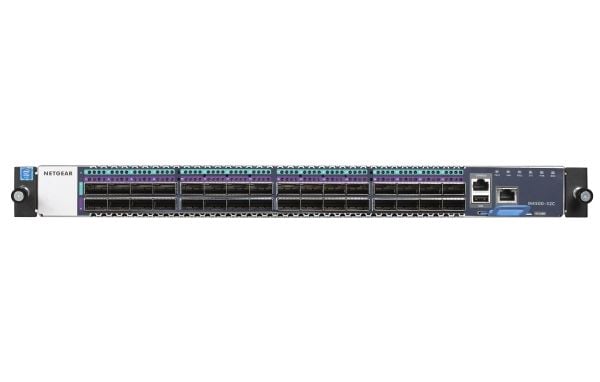 NETGEAR M4500-32C - Kytkin - L3 - Hallinta - 32 x 10 Gigabit / 25 Gigabit / 40 Gigabit / 50 Gigabit / 100 Gigabit QSFP28 - monterbar på stativ