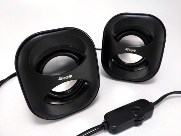 Equip 245330, 2.0 kanaler, Koblet med ledninger (ikke trådløs), 3 W, 90 - 20 Hz, 40 O, Sort