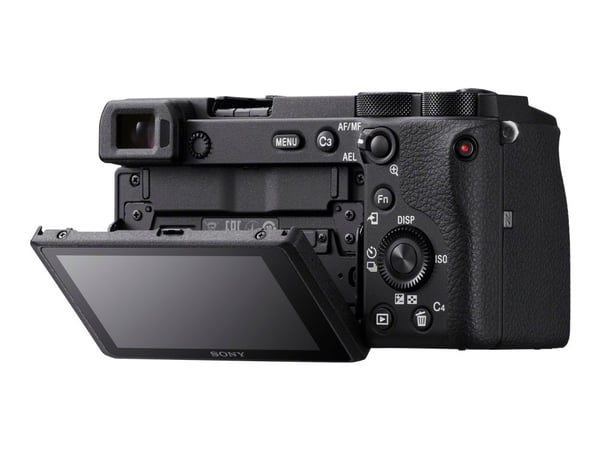 Sony a ILCE6600MB + 18-135mm, 24,2 MP, 6000 x 4000 pikseliä, CMOS, 4K Ultra HD, Kosketusnäyttö, Musta