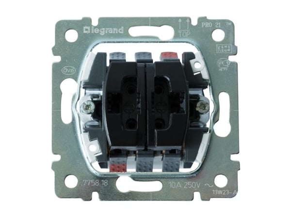 Legrand 775818, Painikkeet, Harmaa, Muovi, IP21, Sisäinen, 71 mm