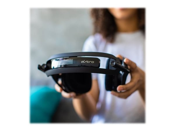 ASTRO Gaming A50 + Base Station, Langaton, Pelaaminen, 20 - 20000 Hz, 370 g, Kuulokkeet, Musta, Kulta