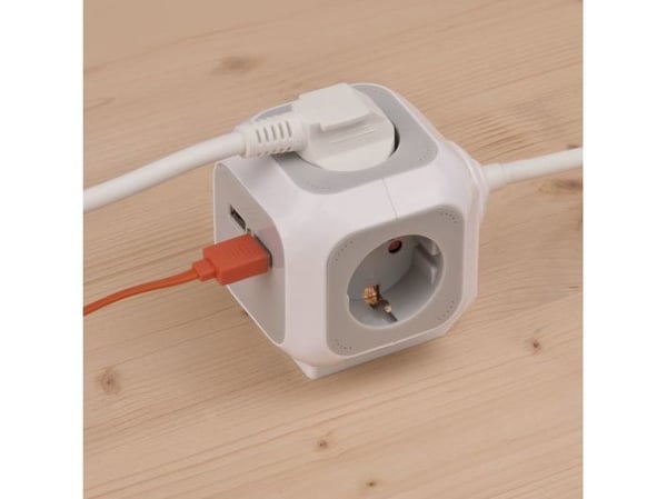 brennenstuhl ALEA-Power - Flerkoplingslist - AC 230 V - 3680 watt - inngang: strøm - utgangskontakter: 4 (2 x USB, 4 x strøm) - 1.4 m kabel - hvit,...