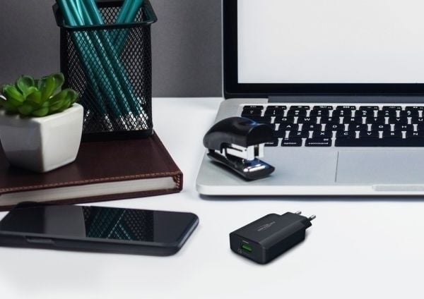 ANSMANN HC118QC - Strømadapter - 18 watt - 3 A - QC 3.0 (USB-C) - svart