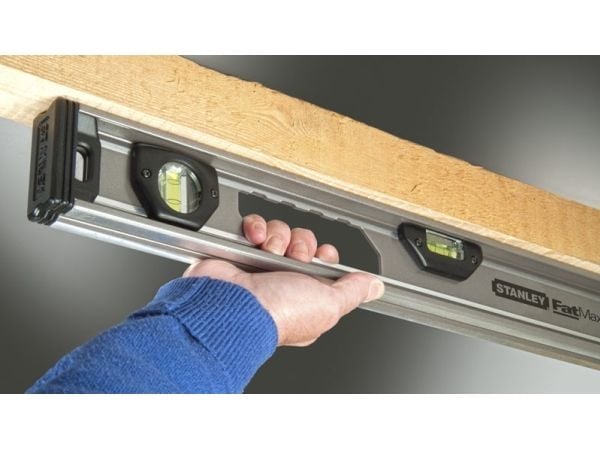 Stanley XTHT1-42138, Tømrervaterpass, 1,8 m, Aluminium, Svart, 0,5 mm/m, Aluminium