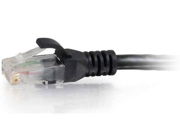 C2G Cat6 Booted Unshielded (UTP) Network Patch Cable - Koblingskabel - RJ-45 (hann) til RJ-45 (hann) - 30 cm - UTP - CAT 6 - formstøpt, uten hindri...