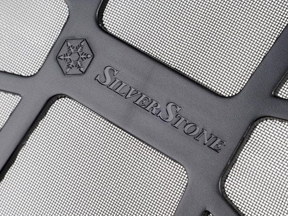 SilverStone CP10 - SATA-kabel - 4-pin intern strøm, SATA til Slimline SATA (hunn) - 50 cm - 90° kontakt - svart