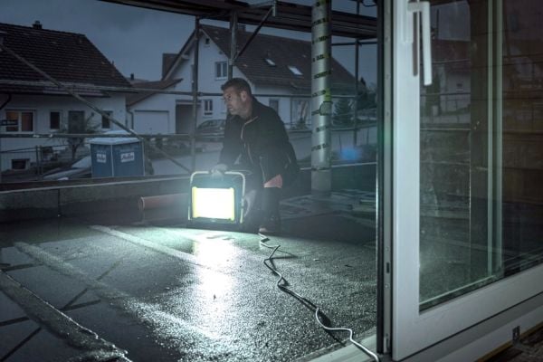Brennenstuhl 1171250033, 100 W, LED, 5,85 kg, IP65, Sort, Gult, Håndlys