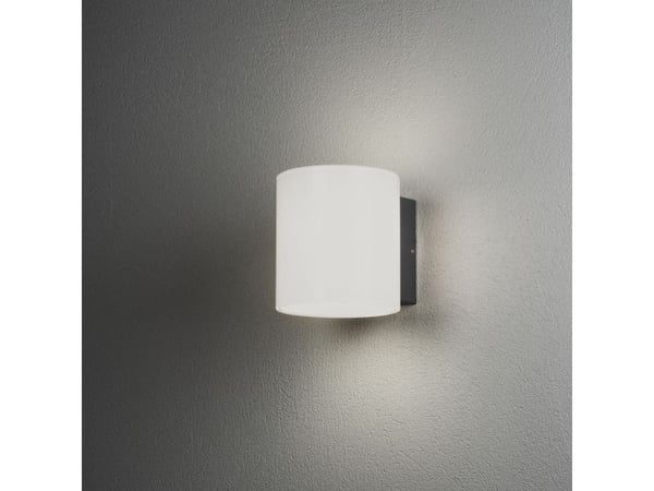 Konstsmide Foggia -seinävalaisin, LED, opalilasi Konstsmide Foggia -seinävalaisin, LED, opalilasi