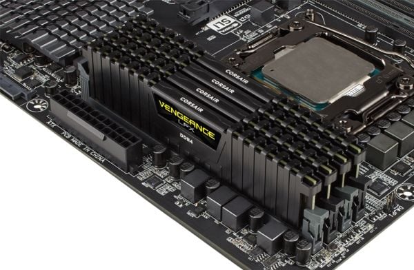 CORSAIR Vengeance LPX - DDR4 - sett - 64 GB: 4 x 16 GB - DIMM 288-pin - 3200 MHz / PC4-25600 - CL16 - 1.35 V - ikke-bufret - ikke-ECC - svart