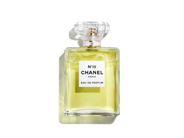 Chanel No 19 Eau De Parfum 100 ml (woman)