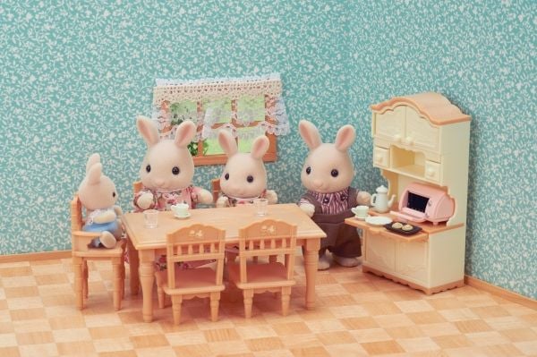 Sylvanian Families 5340 Dining Room Set