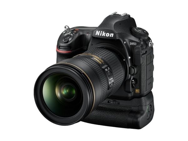 Nikon D850, 45,7 MP, 8256 x 5504 pixlar, CMOS, 4K Ultra HD, Pekskärm, Svart