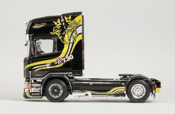 Italeri Scania R730 V8 Topline “Imperial”, Truck/trailer, Monteringssett, 1:24, Scania R730 V8, Alle kjønn, Plast