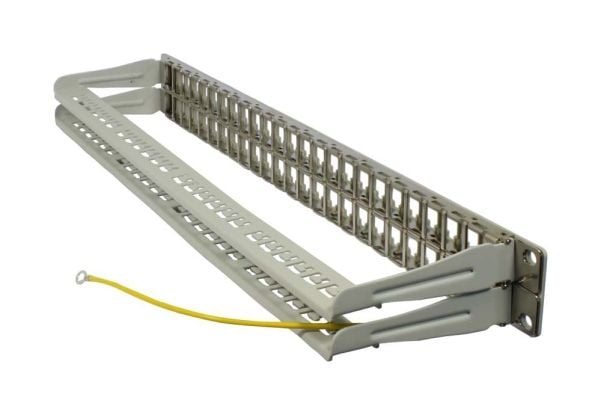 Keystone-modulholder for 19" patchpanel 48xTP-modul 1HE 95 mm lysgrå Synergy 21