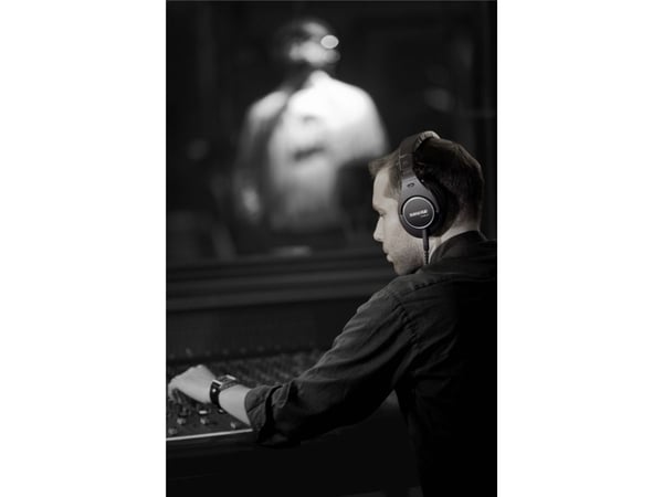 Shure SRH840, Koblet med ledninger (ikke trådløs), 5 - 25 Hz, 317,5 g, Hodetelefoner, Sort