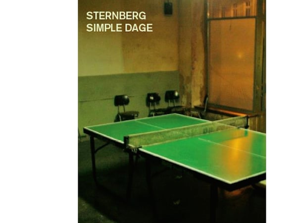 Yksinkertainen päivä | Sternberg | Kieli: Tanska