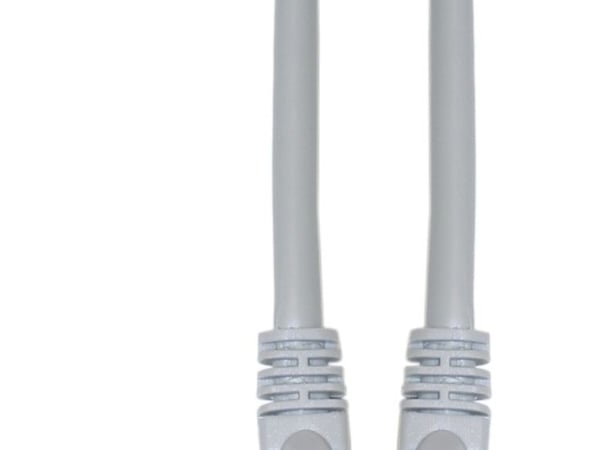 LogiLink - Liitäntäkaapeli - RJ-45 (uros) RJ-45 (uros) - 5 m - UTP - CAT 5e - muotoiltu, litteä - valkoinen - valkoinen