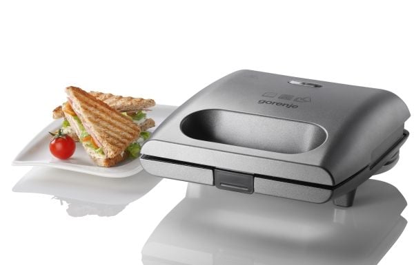 Gorenje Sandwichmaskin SM703GCG 700 W, Antall tallerkener 3, Antall bakverk 2, Grå