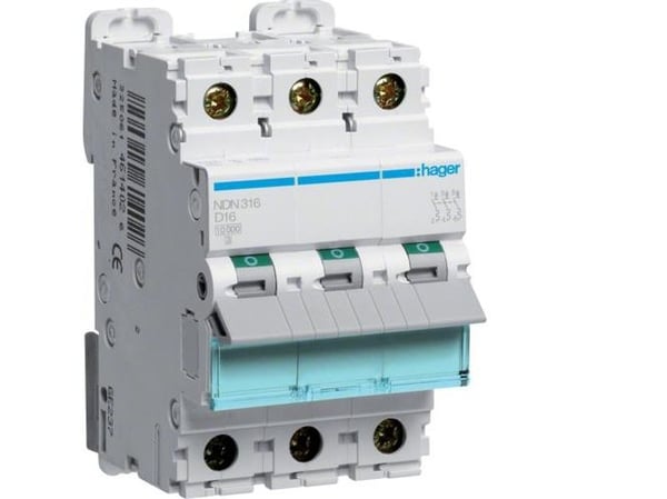 Hager NDN316, Typ D