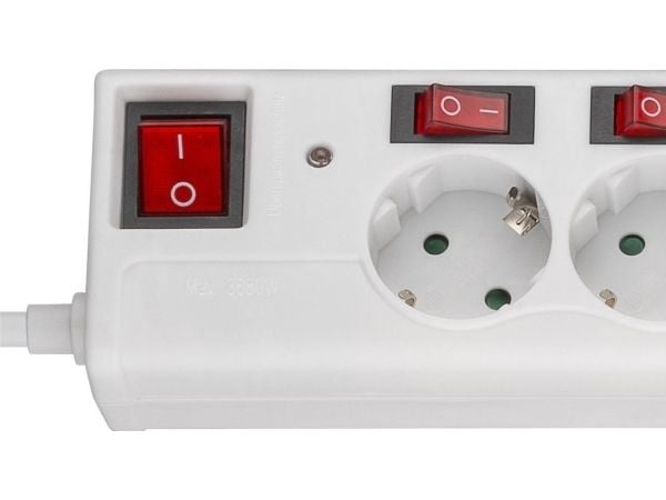 Goobay 72568, 6 AC-utganger, CEE, Type F, 230 V, 50 Hz, 16 A, 3500 W