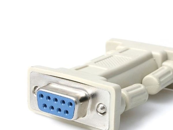 StarTech DB9 RS232 Serial Null Modem Adapter - F/F - Null modem adapter - DB-9 (F) to DB-9 (F) - NM9FF - Null modem-adapter - DB-9 (hunn) til DB-9 ...