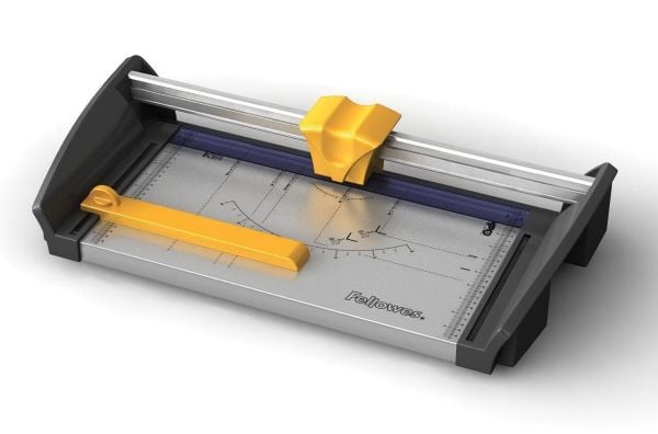 Fellowes Atom A4 - Trimmer - 380 mm - papir