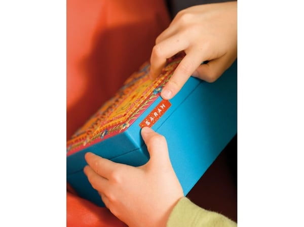 DYMO 3D prægetape 9mm x 3m sort, rød og blå selvklæbende - (3 stk.)