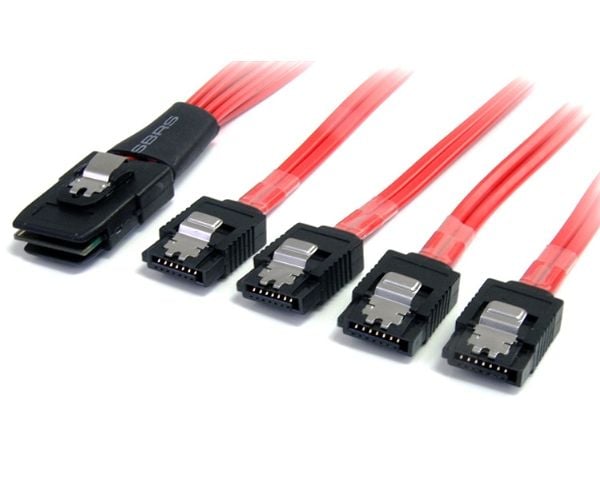 StarTech.com SAS8087S450, 0,05 m, SFF-8087, SATA, Uros/uros, Musta, Punainen, 60 g