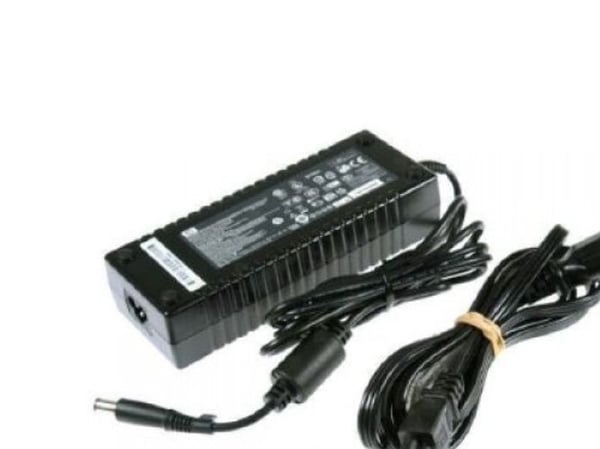 HP Smart - Strømadapter - AC 100-240 V - 135 watt - for HP 8710p, 8710w, nw9440