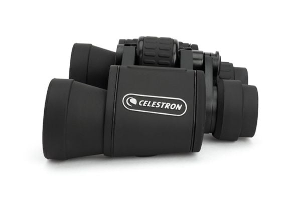 Celestron 71252, BK-7 Porro, 8x, Multi Coated (MC), Vanntett, Sort, 680 g