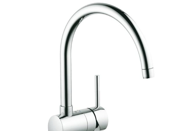 Grohe Minta kjøkkenkran med C-tut - Krom