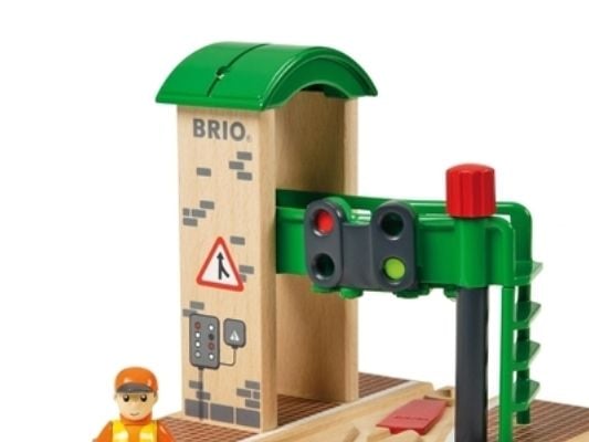 BRIO Stasjon med signal