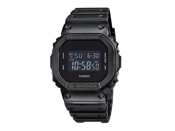 Casio DW-5600BB-1E, Vattentät, Kvarts