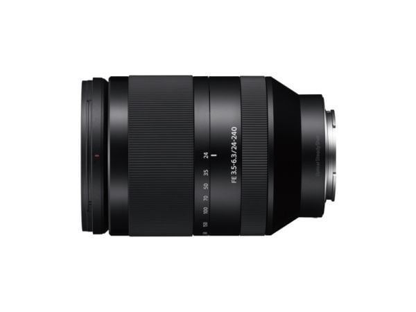 Sony SEL24240 - Zoom-linse - 24 mm - 240 mm - f/3.5-6.3 FE OSS - Sony E-mount - for Cinema Line; a VLOGCAM; a1; a1 II; a6700; a7 IV; a7 V; a7C; a7C...