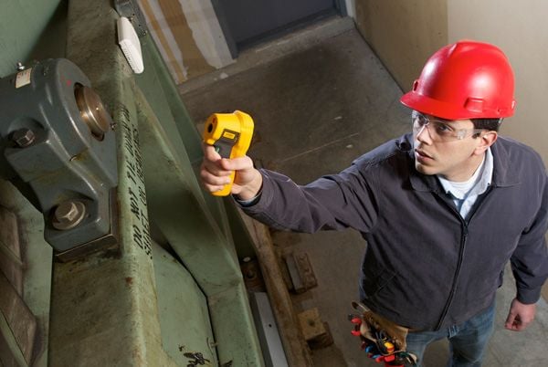 Fluke 62 MAX+, F, °C, -30 - 650 °C, Keltainen, -22 - 1202 ° F, 1 °C, Suorakulmainen