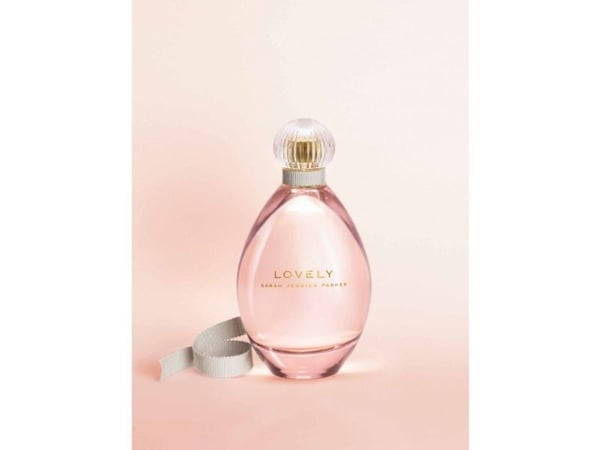 Sarah Jessica Parker Lovely Eau de Parfum Spray 100ml