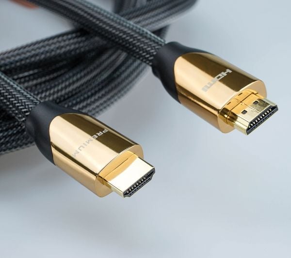 Roline HDMI-liitäntäkaapeli HDMI-A-liitin, HDMI-A-liitin 3,00 m Musta 11.04.5803 #####K UHD, kaksinkertainen suojattu HDMI-kaapeli