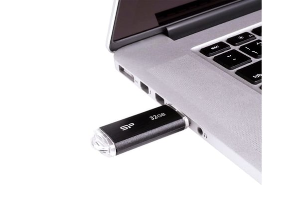 SILICON POWER Ultima U02 - USB-flashstasjon - 32 GB - USB 2.0 - svart
