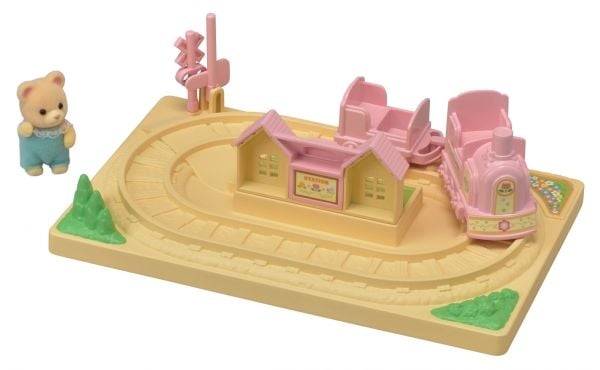 Sylvanian Families 5320 Baby Choo-Choo Train Playset