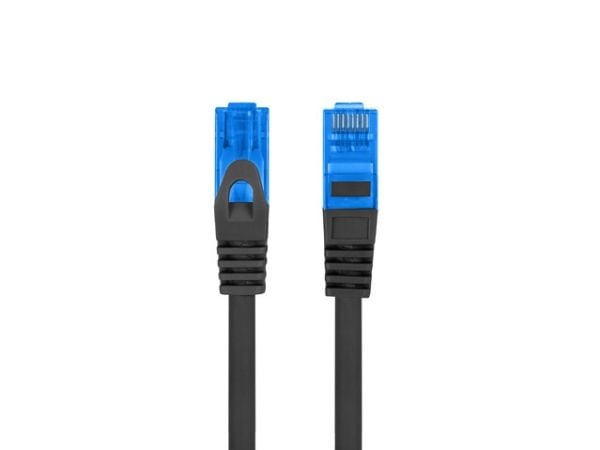 Lanberg - Koblingskabel - RJ-45 (hann) til RJ-45 (hann) - 6 mm - S/FTP - CAT 6a - halogenfri, formstøpt, uten hindringer, flertrådet - svart, RAL 9004