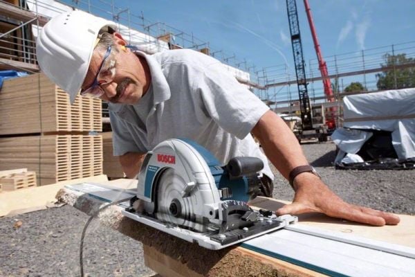 Bosch pyörösaha GKS 85 G sininen